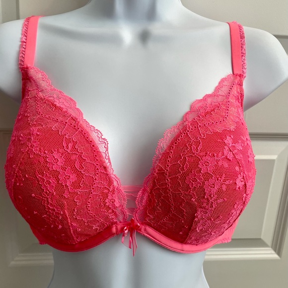 Victoria Secret Push Up Bra, 34DD - Picture 1 of 5
